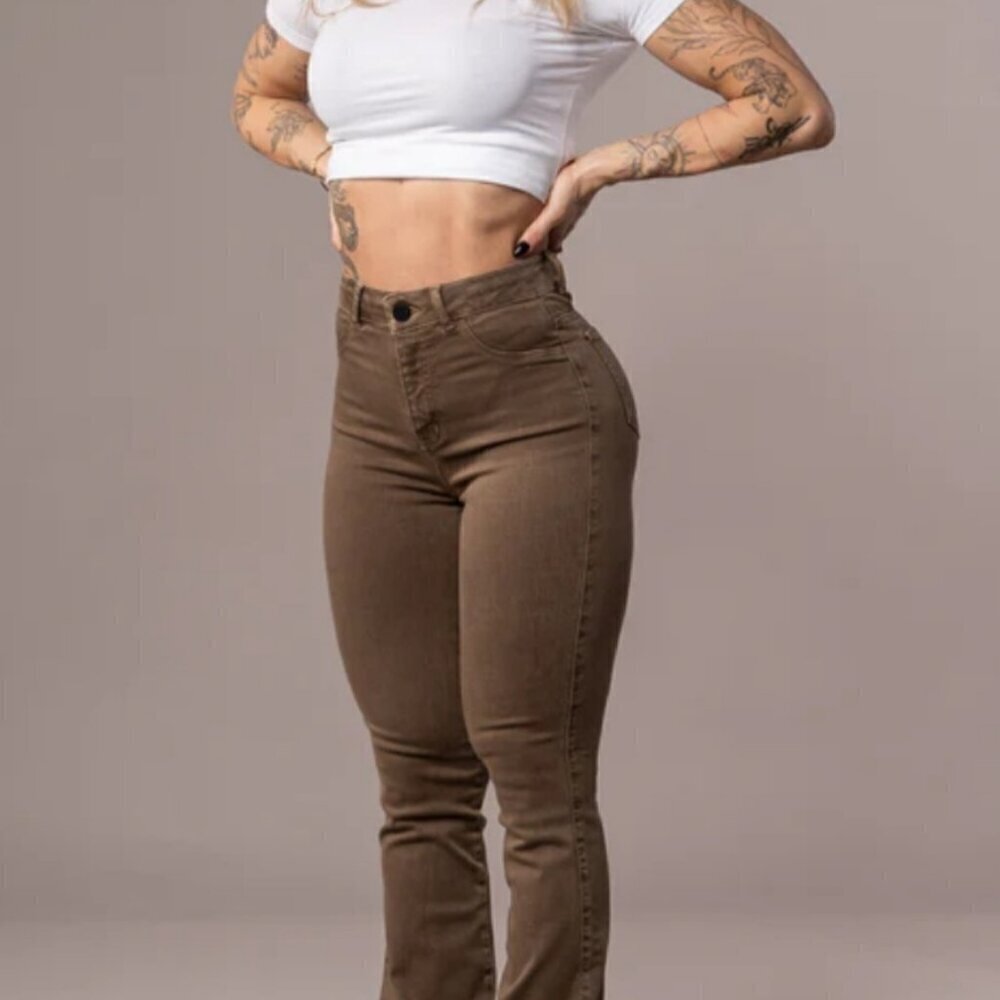 Fitjeans - Pastel Flared - Brown  - Size M